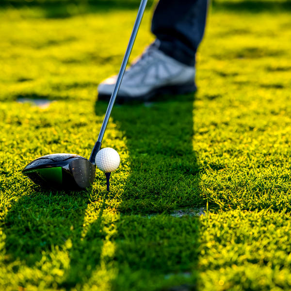Sishen sishen golfing