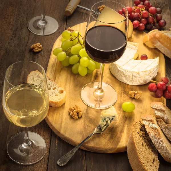 South Africa classic wines and cuisine