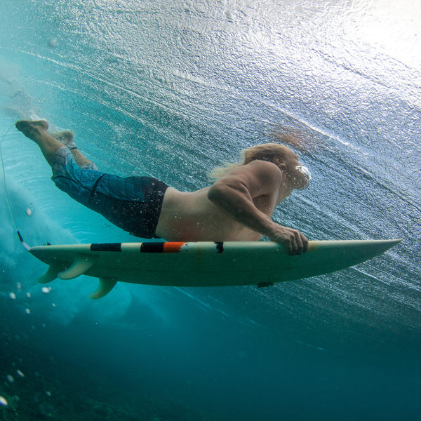Tahiti surfing tahiti