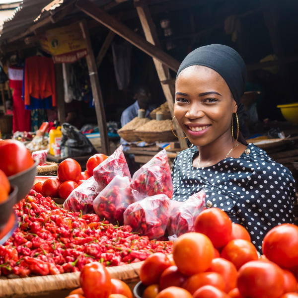 Uyo market girl tomato