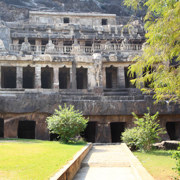 Vijayawada undavalli caves